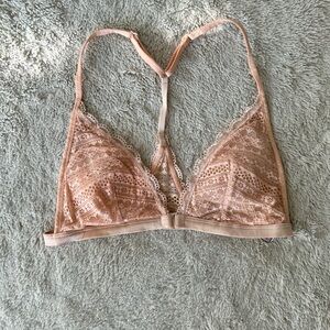 Victoria’s Secret Peach Lace Bralette